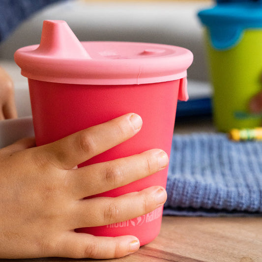 kid-s-cup-sippy-lid-2-pack-a6 10oz_kids_cup_straw_closeup_sippy_square.jpg