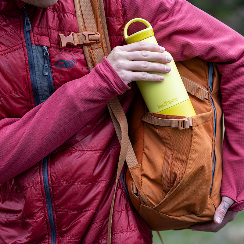 20oz-rise-classic-with-arch-loop-cap-v7 20oz_rise_classic_insulated_bottle_acacia_backpack_square.jpg