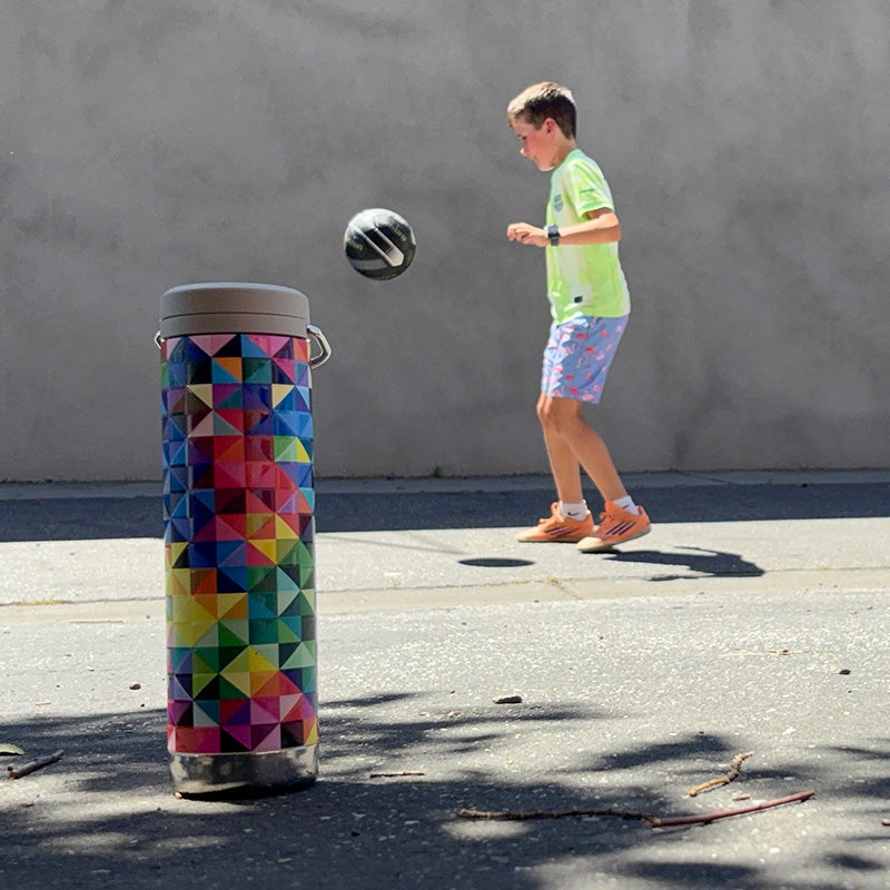 20oz-tkwide-with-twist-cap-mosaic-z7 20oz_tkwide_bottle_seasonal_mosaic_kid_wall_square.jpg