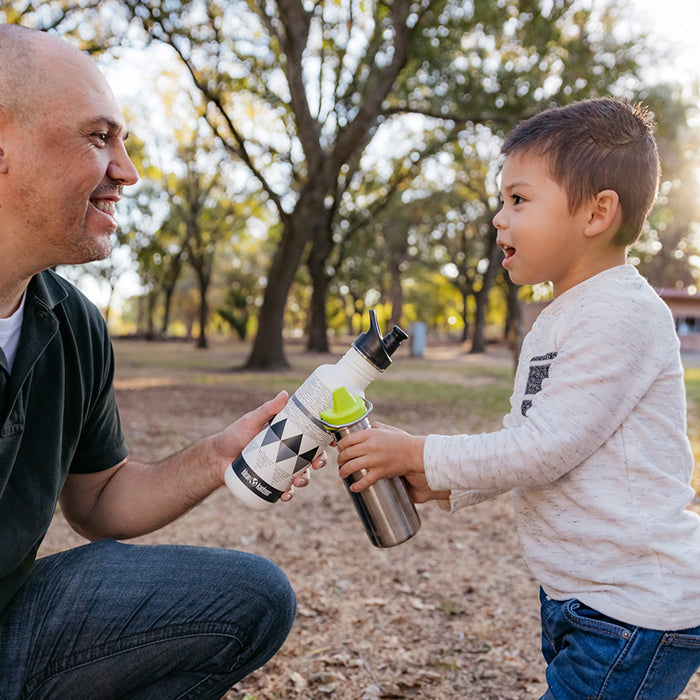 classic-kid-sippy-cap-y3 K12CNSIPPY-BS-sippy_cap_dad_lifestyle.jpg