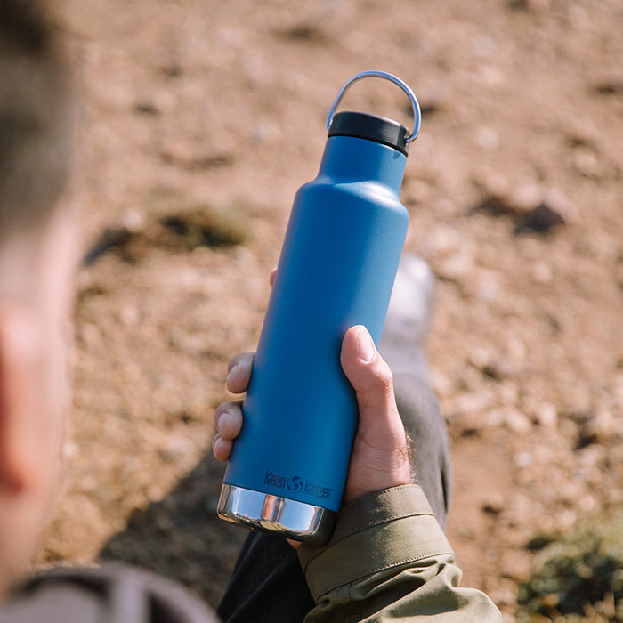 classic-loop-cap-l7 K20VCNPPL-RT-bottle_loop_cap_blue_lifestyle.jpg