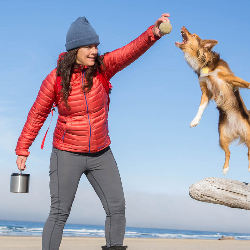 32oz-tkcanister-food-container-q0 food_canister_32oz_girl_beach_dog_jump_square.jpg