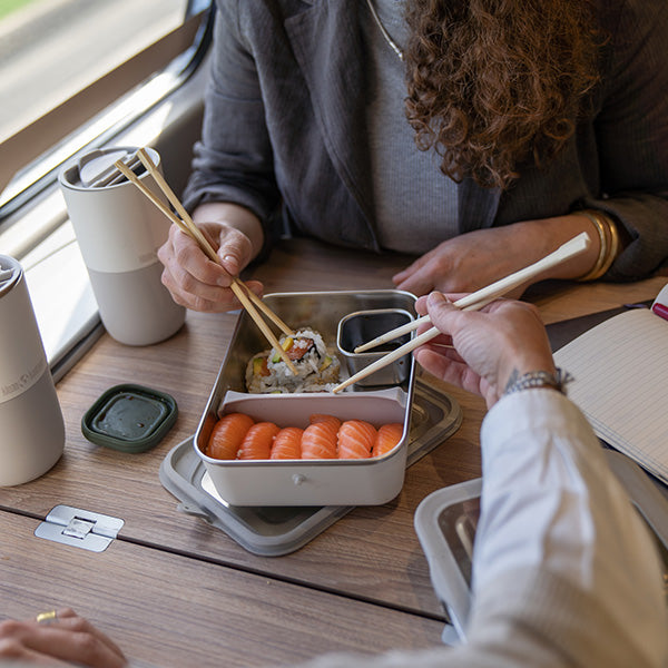 55oz-rise-food-box-big-meal-u7 rise_food_lunch_box_big_meal_tofu_sushi_share_square.jpg