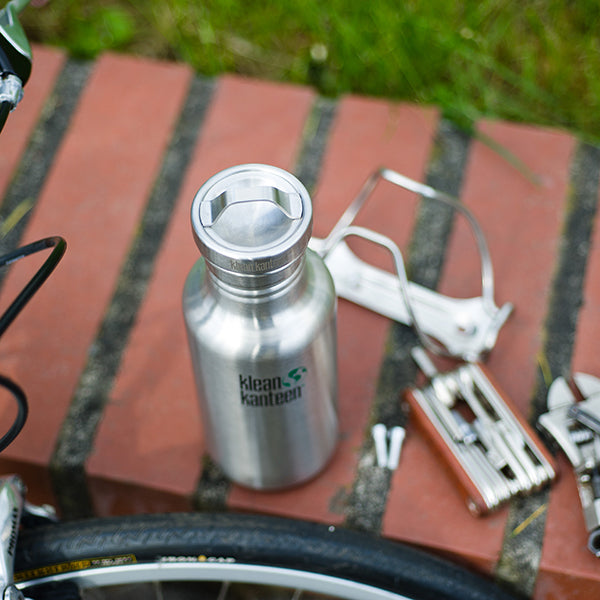 classic-steel-loop-cap-y0 stainless_bottle_cap_bike_parts_lifestyle.jpg