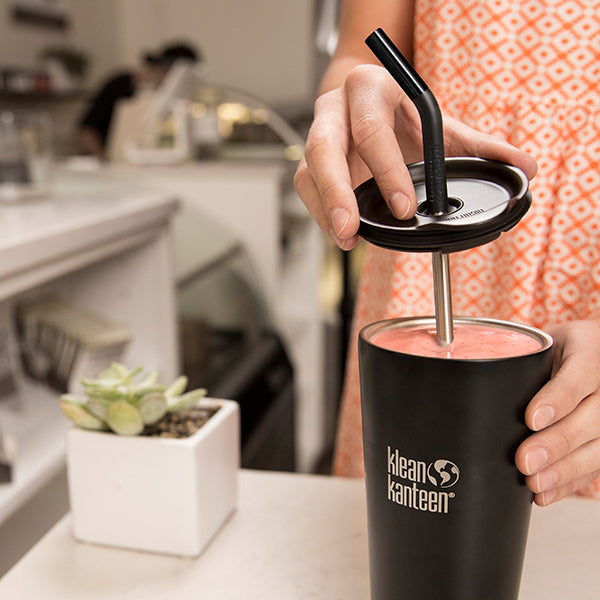 tumbler-straw-lid-with-straw-t4 steel_straw_smoothie-At-Counter-With-Lid_lifestyle_a071dbd2-9fd8-4eea-b04c-2a3732ff8612.jpg