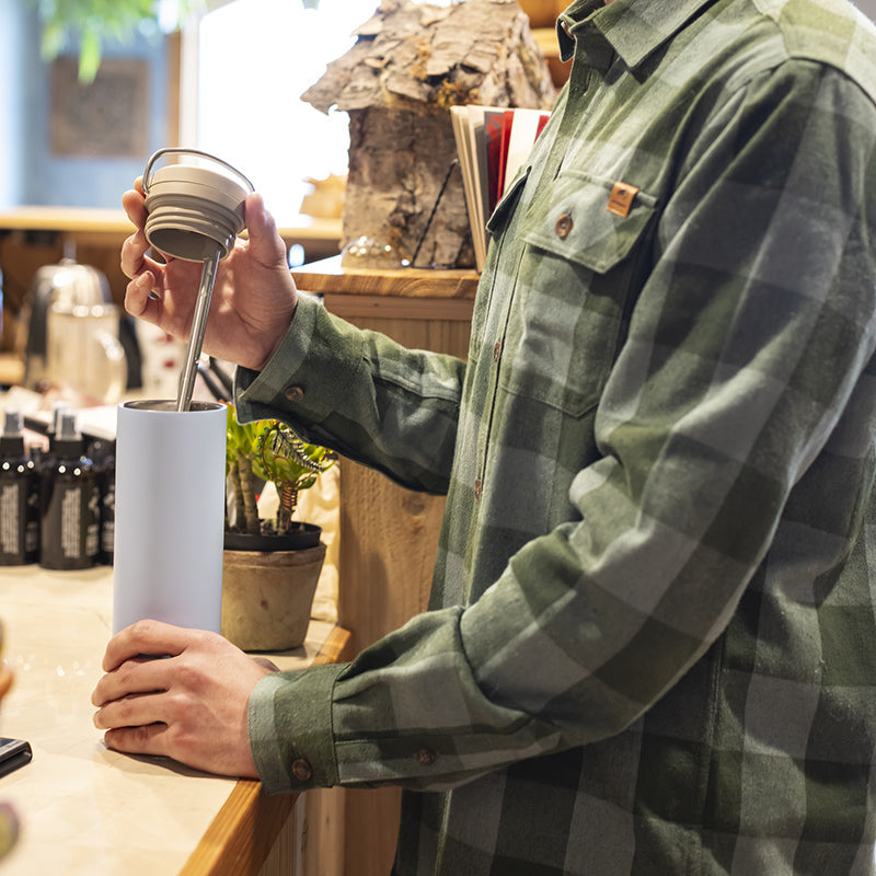 20oz-tkwide-with-twist-cap-i5 tkwide_20oz_insulated_bottle_twist_coffee_shop_straw_out_square.jpg