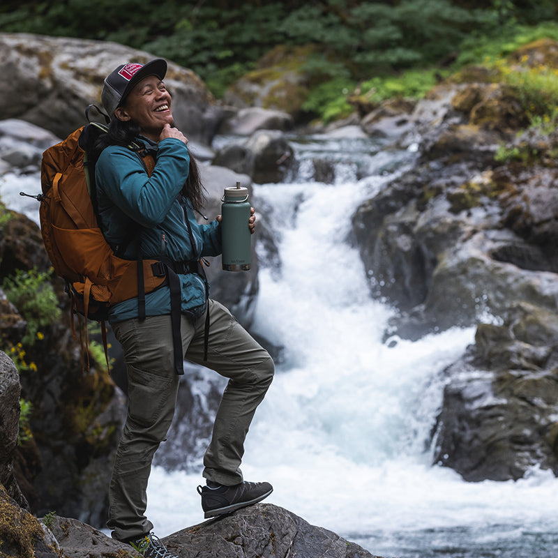 32oz-tkwide-with-twist-cap-j5 tkwide_32oz_insulated_bottle_twist_backpack_river_guy_square.jpg